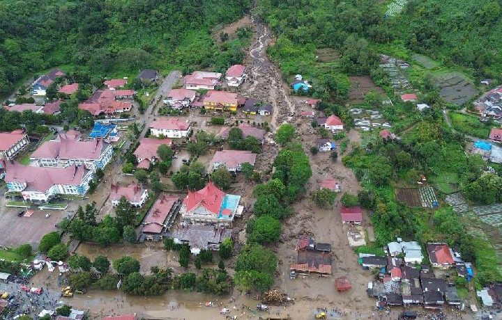 Solok Flash Floods: Gradual Relocation Advised for Gov’t Office