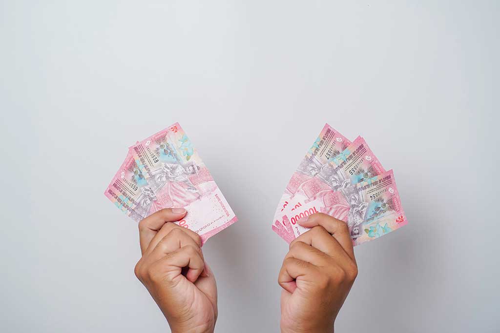 Memberikan Kebahagiaan