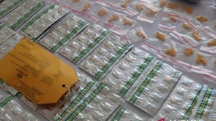 Polisi Usut Tas Berisi Tramadol yang Ditemukan Anak-Anak