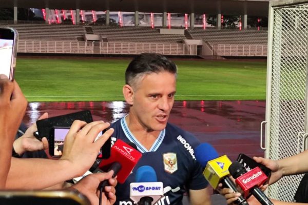 john_herdman_merasa_antusias_mengawal_timnas_indonesia_lawan_timnas_oman_dan_timnas_mozambik-RnUG_large