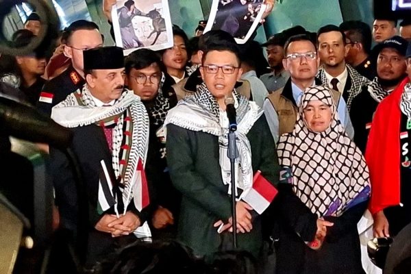 menteri_luar_negeri_ri_sugiono-2HOG_large