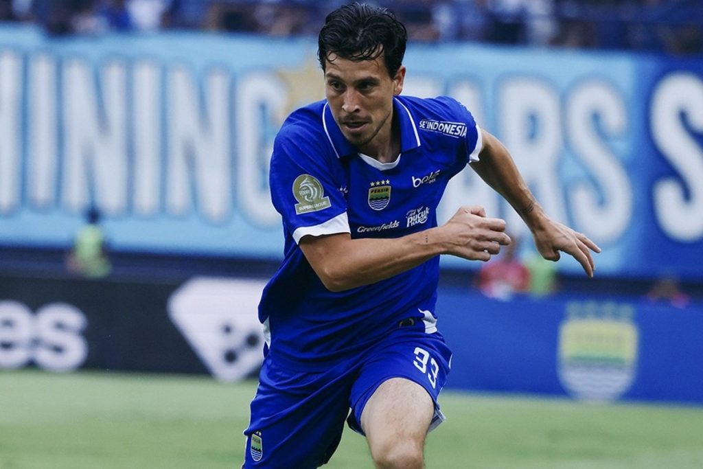 thom_haye_tidak_peduli_persib_bandung_gagal_mengalahkan_persijap_jepara-cBZR_large