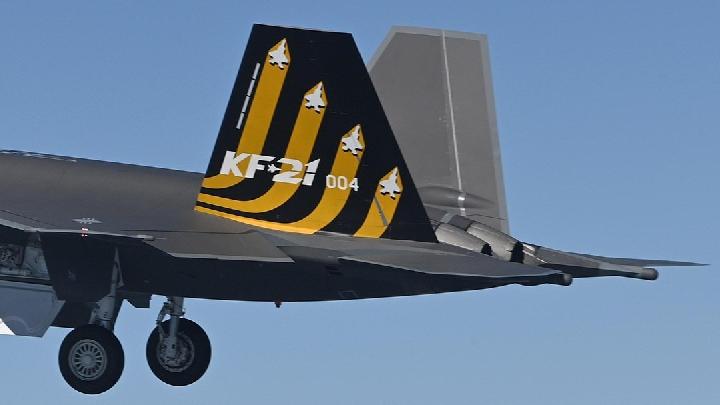 Indonesia, South Korea Finalize KF-21 Fighter Prototype Transfer