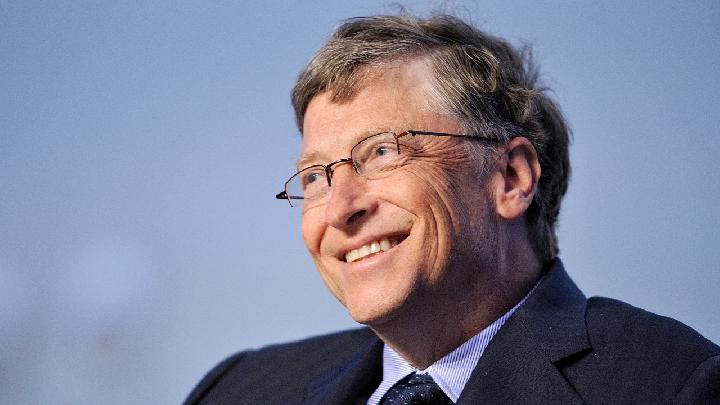 Bill Gates Tells Epstein Panel He ‘Never Victimized Anyone’