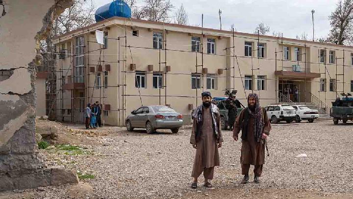 Taliban Arrest 30 Women for Violating Hijab Rules, UN Says