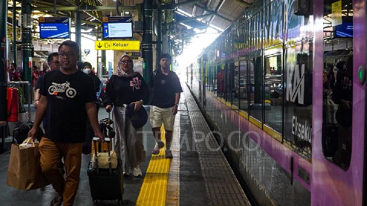 Meeting Results: Prabowo Perintahkan Renovasi Stasiun Gambir