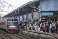 Solving Problems: Ada Demo BEM UI, Perjalanan KRL Commuter Line Tetap Normal