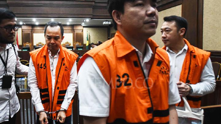 Solving Problems: Sidang Tuntutan 3 Penyuap Pejabat Bea Cukai Digelar 22 Juni