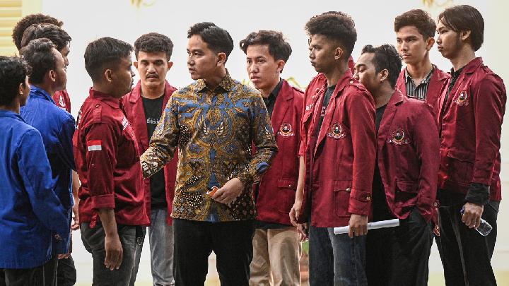 Main Agenda: BEM UBK: Mediasi dengan Gibran Tak Hentikan Aksi Lanjutan