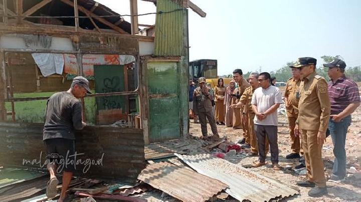 Usai Relokasi Pedagang – Pemkot Malang Bertahap Rehabilitasi Jalan Pasar Gadang