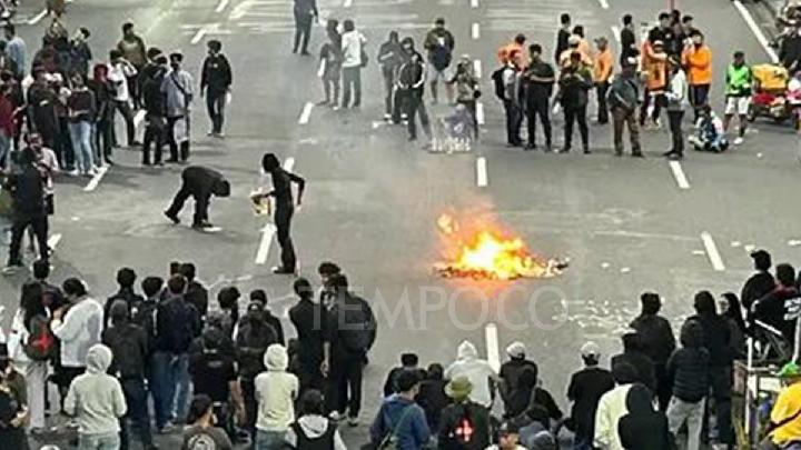 KontraS Says Police Detained 24 Surabaya Protesters