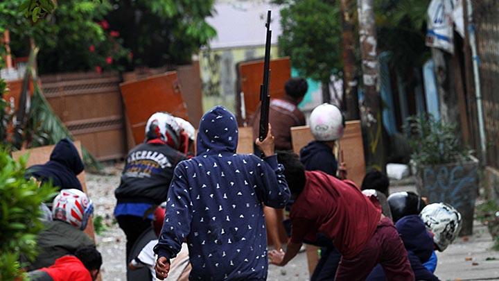 Visit Agenda: Polisi Tangkap 18 Remaja di Bekasi karena Bawa Bom Molotov