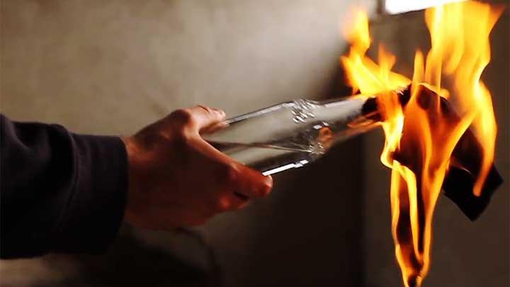 Motif Pelemparan Bom Molotov ke Pengendara Motor di Koja