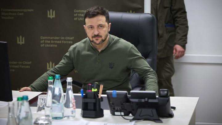 Ukraine Strikes Oil Terminals Near St. Petersburg in Russia