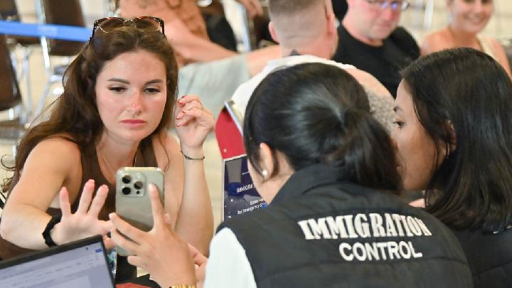 Bali Immigration Deports 342 Foreign Nationals Over Permit Violations