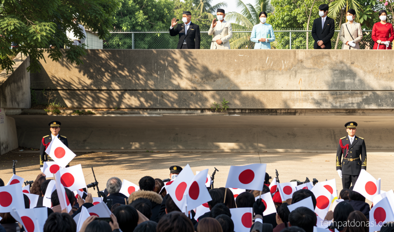 Japan Revises Imperial Succession but Still Excludes Women
