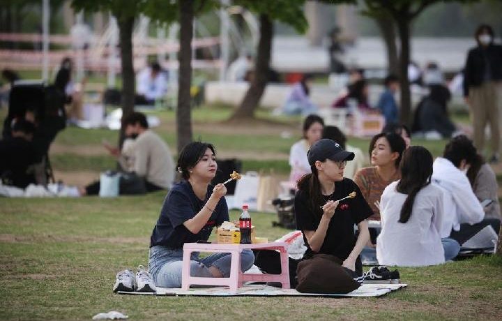 South Korea’s Gender Pay Gap Grows as Women Get Older