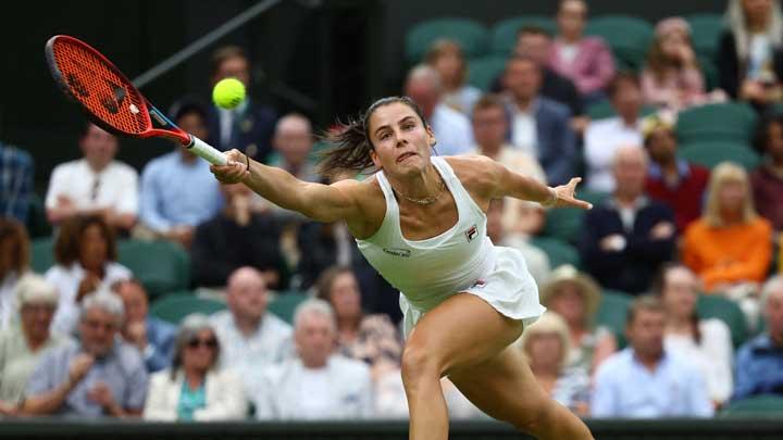 Emma Navarro Advances at US Open as Father’s Tennis Ties Draw Scrutiny