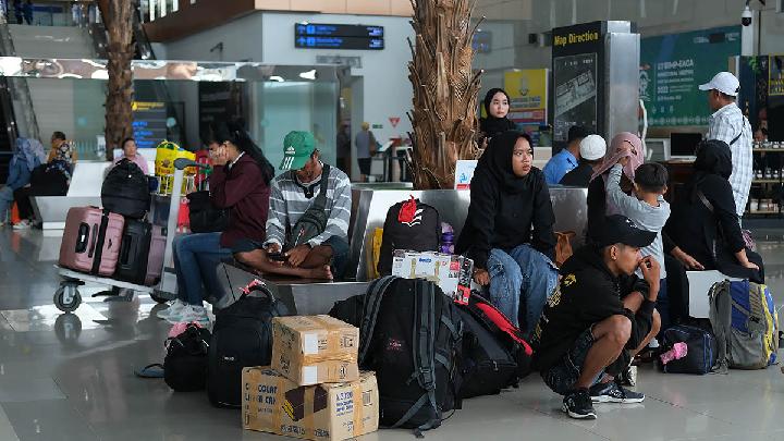 Kalimantan Forest Fire Haze Delays 73 Flights at Supadio Airport