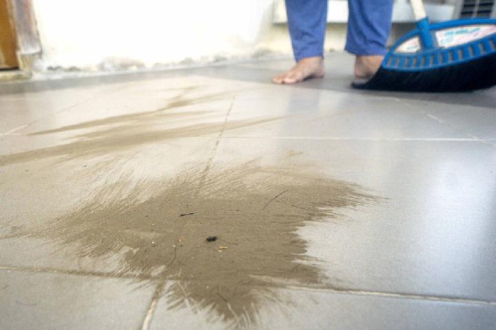 Anak Krakatau Ash: Where Will the Wind Carry It?