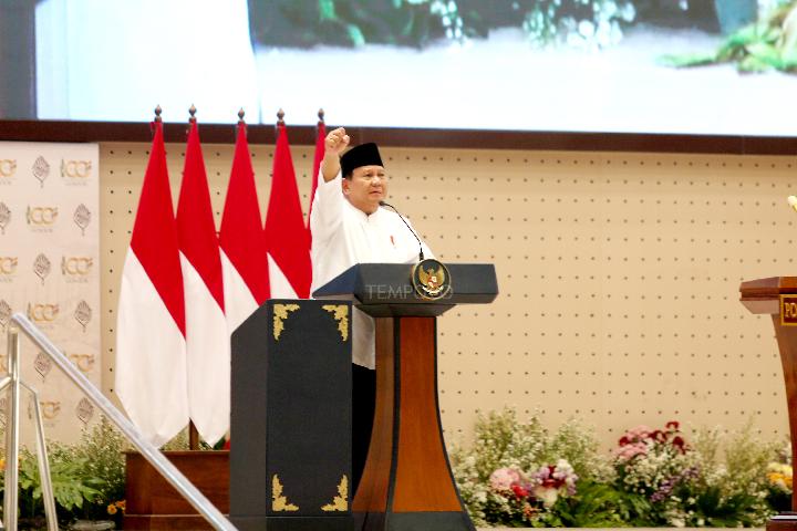 Prabowo Says Indonesia Must Get Stronger to Help Palestine