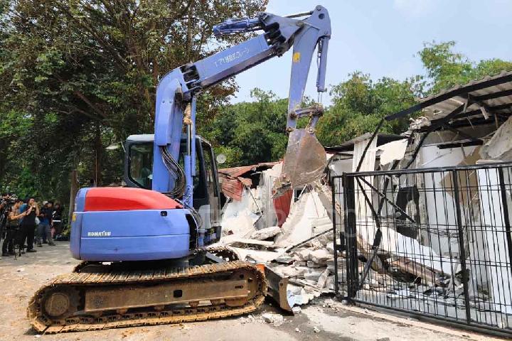 DPR Raid Leads to Demolition at Cibinong Prison