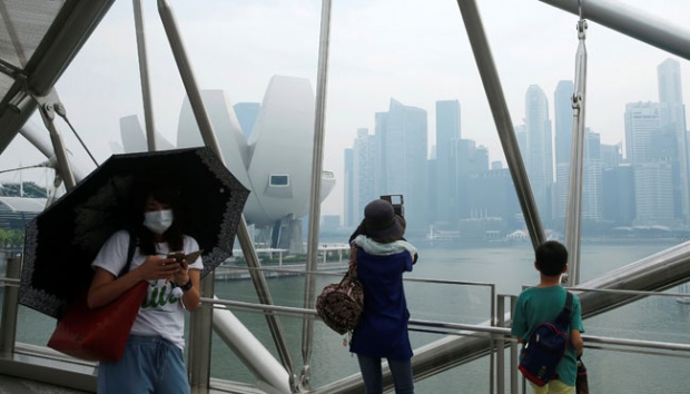 Singapore Air Quality Worsens as Haze From Indonesia Hits All Five Regions